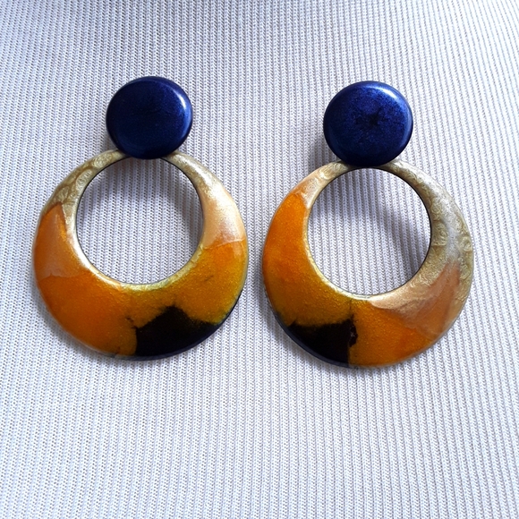 VTG STATEMENT HOOPS ENAMEL & BRASS | YELLOW & NAVY BLUE EARRINGS - Picture 2 of 3